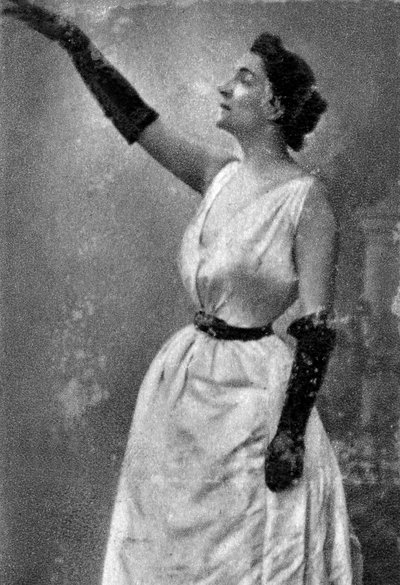 Yvette Guilbert, French cabaret singer and actress, 1913 by Unbekannt