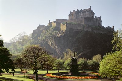 View of Edinburgh Castle, Scotland by Unbekannt Unbekannt