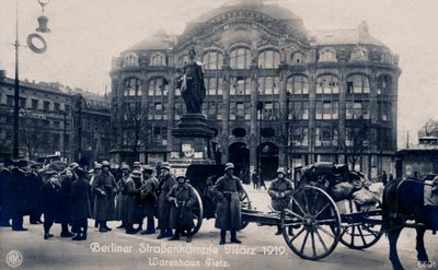 Berlin Street Battles, March 1919 by Unbekannter Künstler