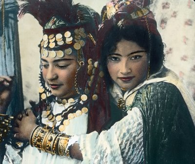 Dancers by Unbekannter Künstler