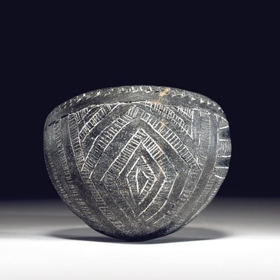 Incised bowl, Kerma C-group, c.2050-1850 BC by Unbekannt