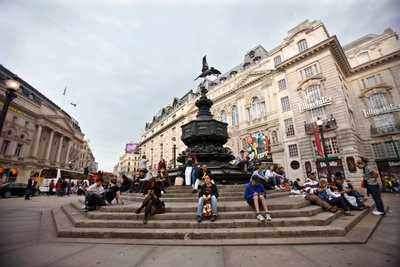 Piccadilly Circus, London by Unbekannt
