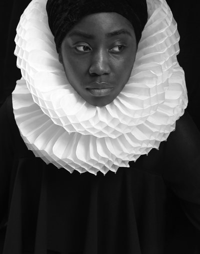 Subtle Look 1, 2019 by Unbekannter Künstler