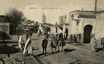 Rue Rouamzine in Meknes, Morocco by Unbekannter Künstler