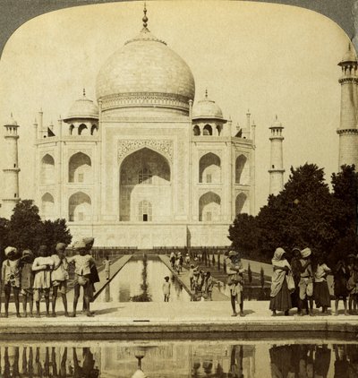 Taj Mahal, Agra, Uttar Pradesh, India by Underwood and Underwood