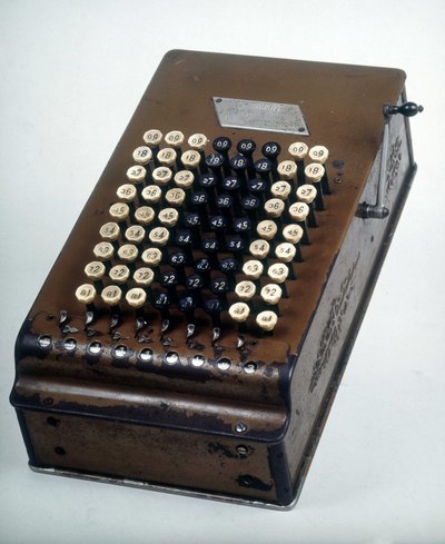 Felt Calculator: The Comptometer by Unknown artist