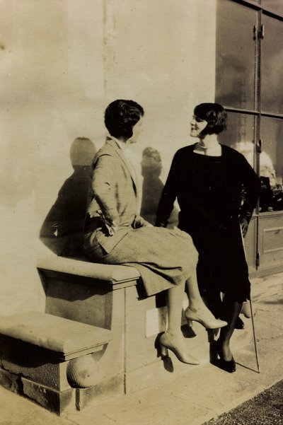 Vacationers to Meleto by Unknown photographer