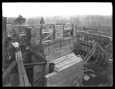 Unidentified construction site, April 25, 1914 by William Davis Hassler