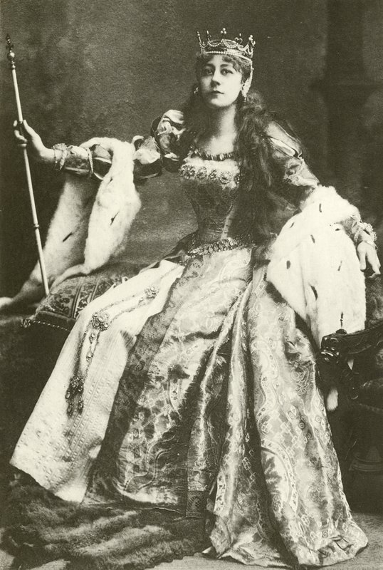 Miss Violet Vanbrugh as Anne Boleyn by English Photographer