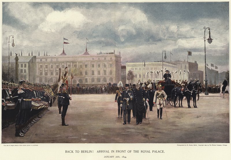 Arrival in front of the Royal Palace by German School