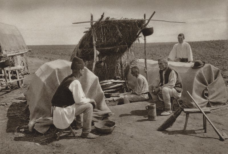 Shelters for Labourers by Kurt Hielscher