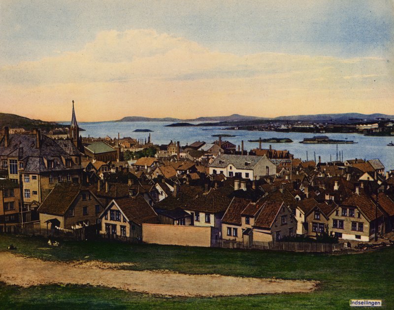 Stavenger: Indseilingen by Norwegian Photographer