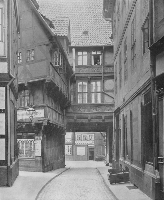 Passage to Andreasplatz by Photographer German