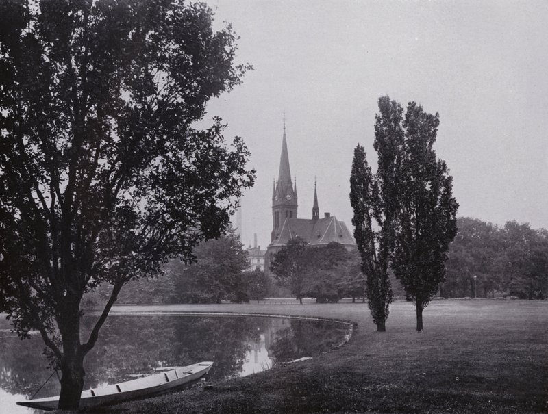 Leipzig: Johannapark with Luther Church by Photographer German
