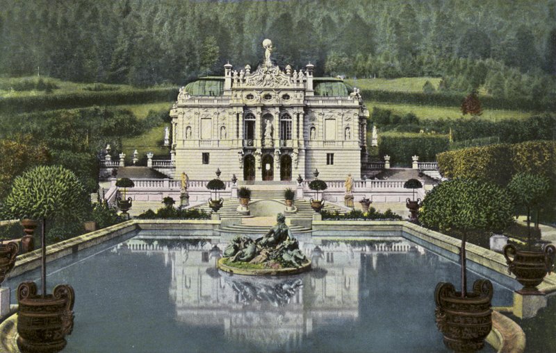 Linderhof Palace by Photographer German